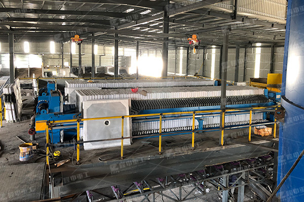 帶式壓濾機污泥脫水濾布粘泥了，怎么辦？